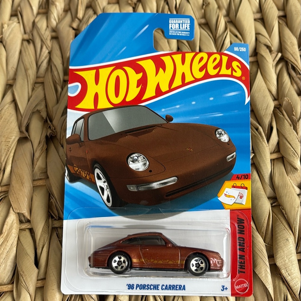 96 Porsche Carrera 1996 German Brown Sports Car 
Hot Wheels Hotwheels 2026 New